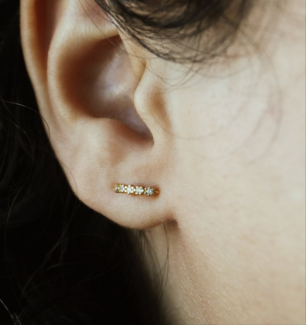 Curved Crystal Bar Earring Abu Dhabi UAE