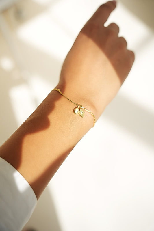 KYANITE | Bar Charms Bracelet