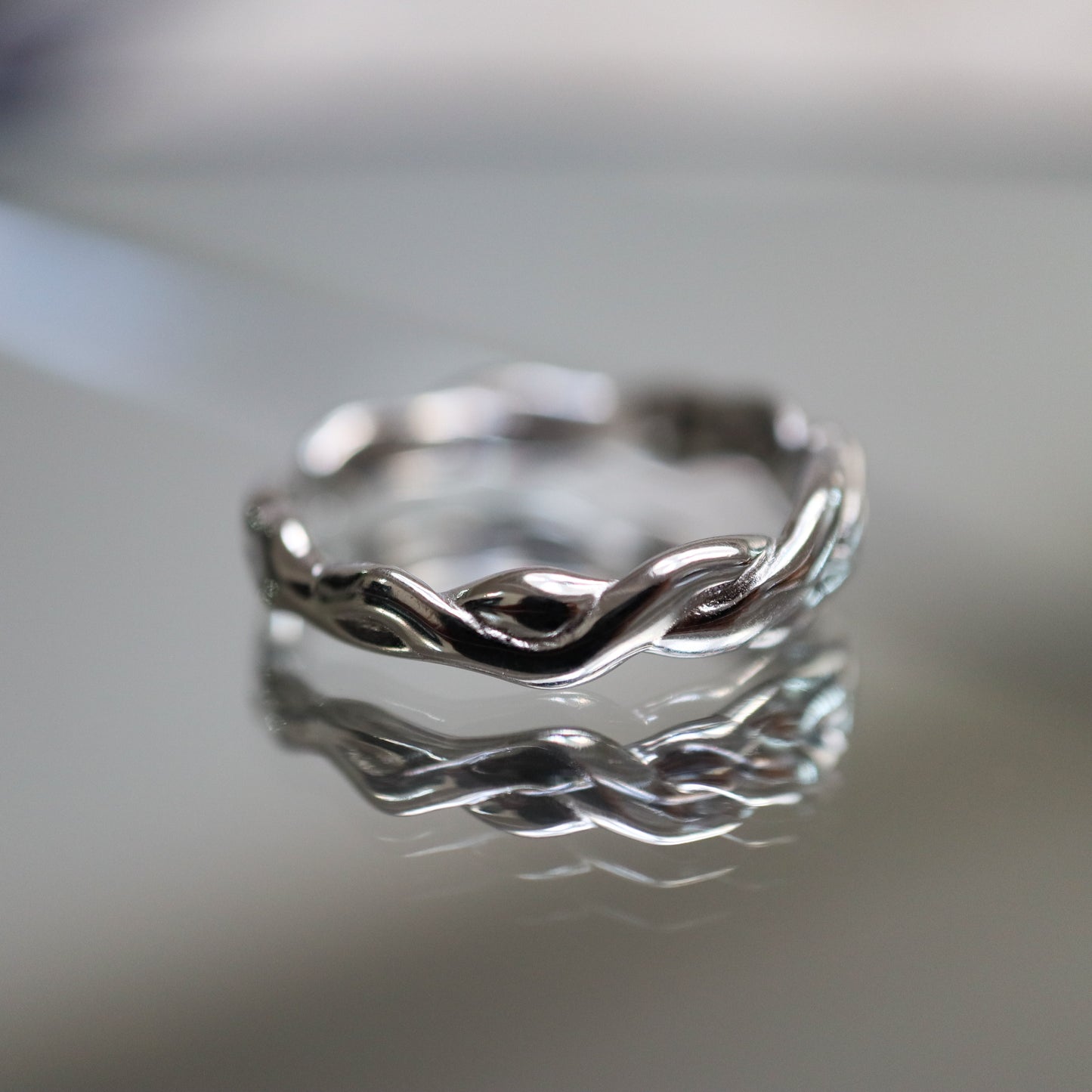 Silver Dainty Braided Ring Abu Dhabi UAE