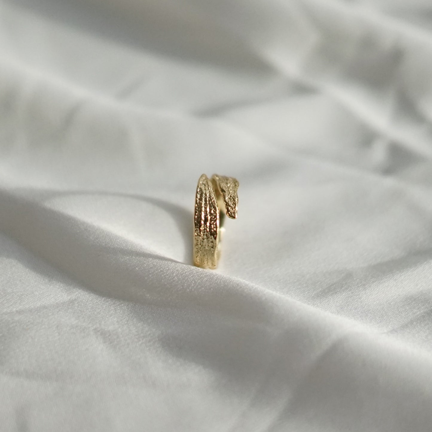 Gold Wrap Leaf Ring Abu Dhabi UAE